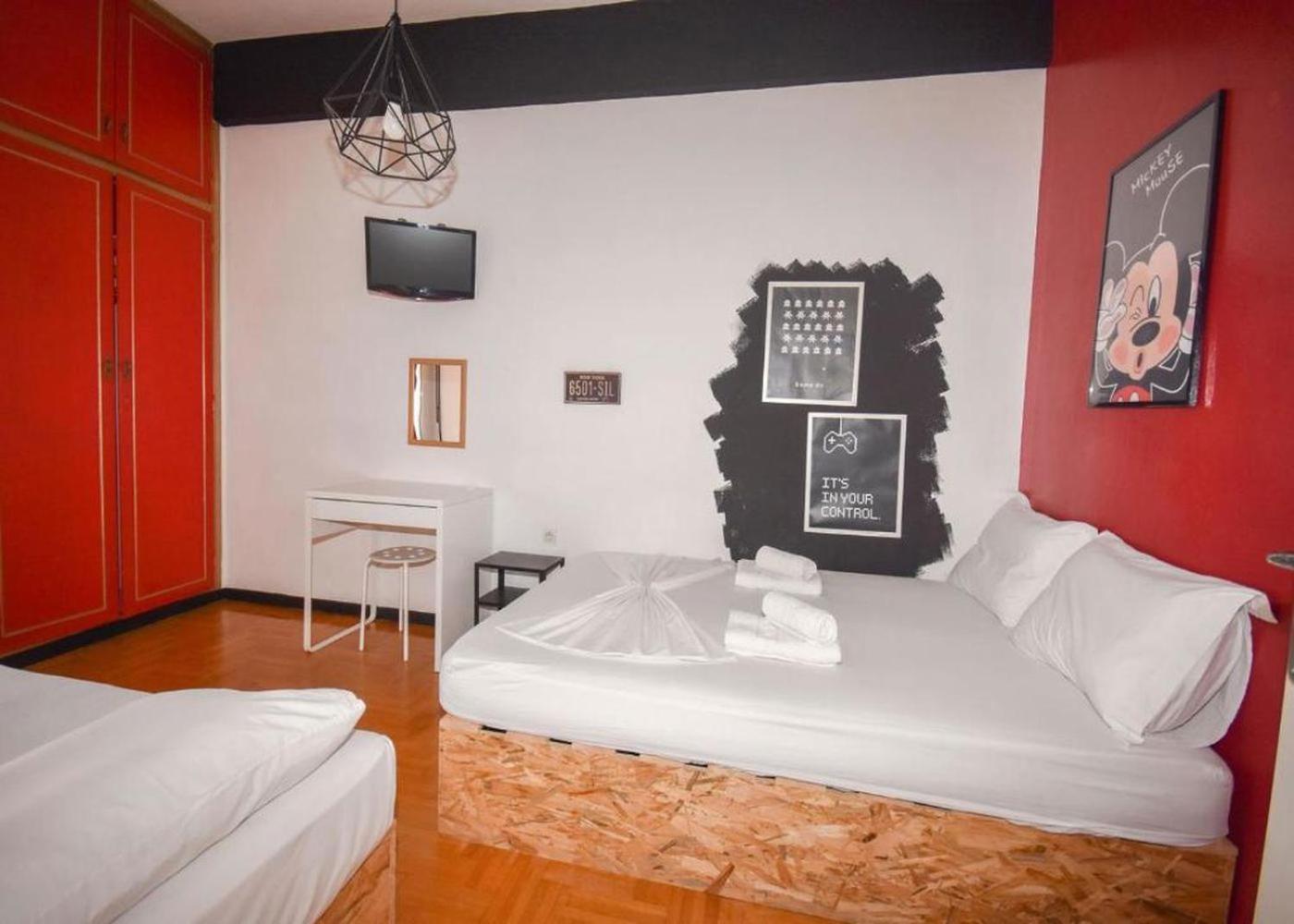 Athens 24-Hours Hostel #Athensairport #Latecheck-In #Privatetransportservice #Groups #Downtown Markópoulon Esterno foto